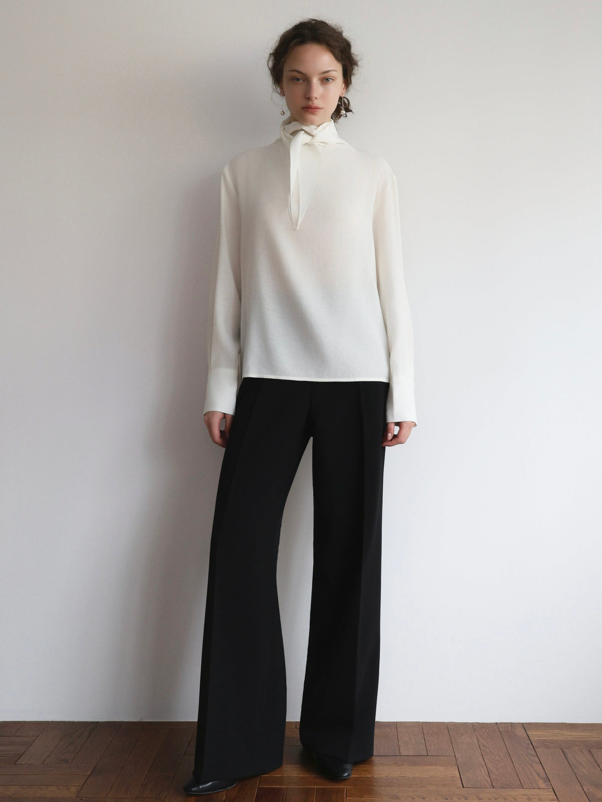 【NOWNS】Emma | Tie blouse