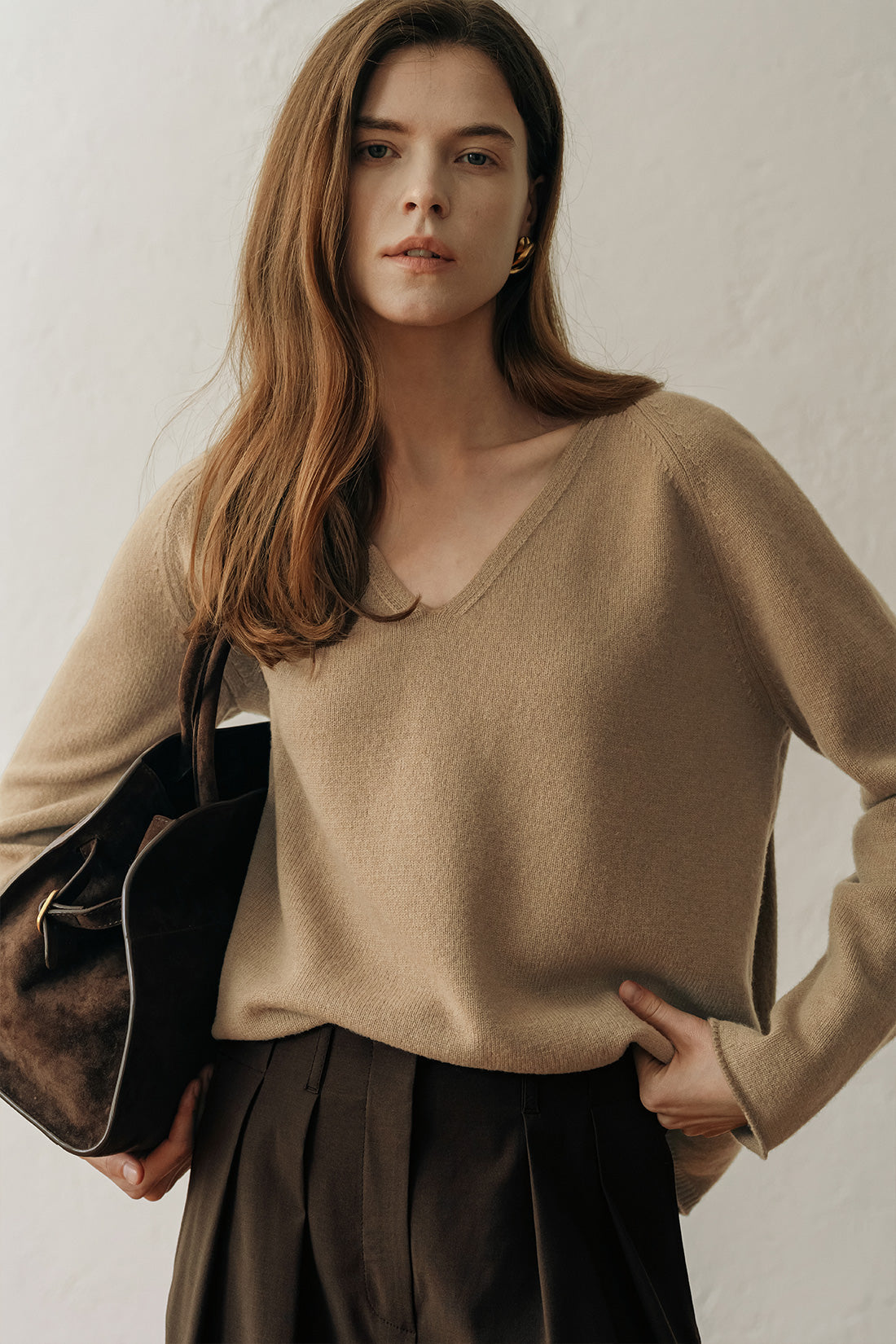 【ELBORN】Rona Wool V-neck Knit Top