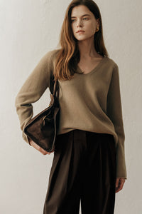 【ELBORN】Rona Wool V-neck Knit Top