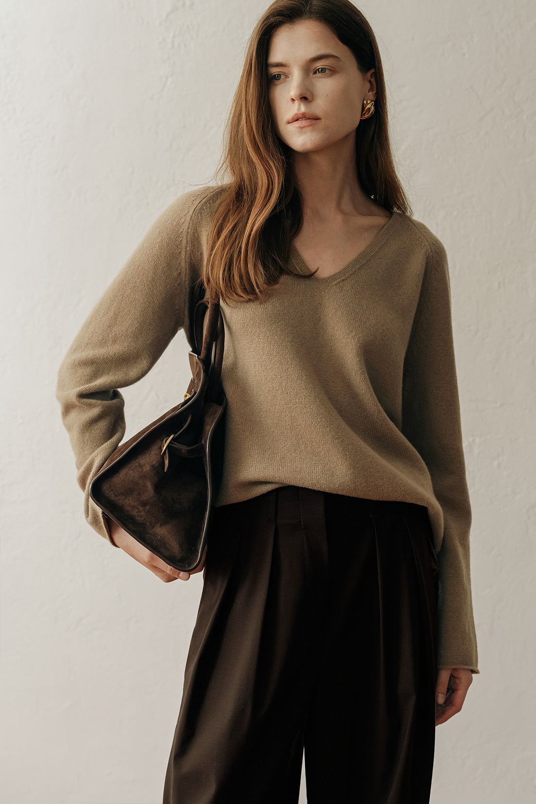 【ELBORN】Rona Wool V-neck Knit Top