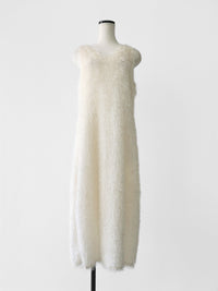 【AMOMMA】FEATHER SHAGGY DRESS