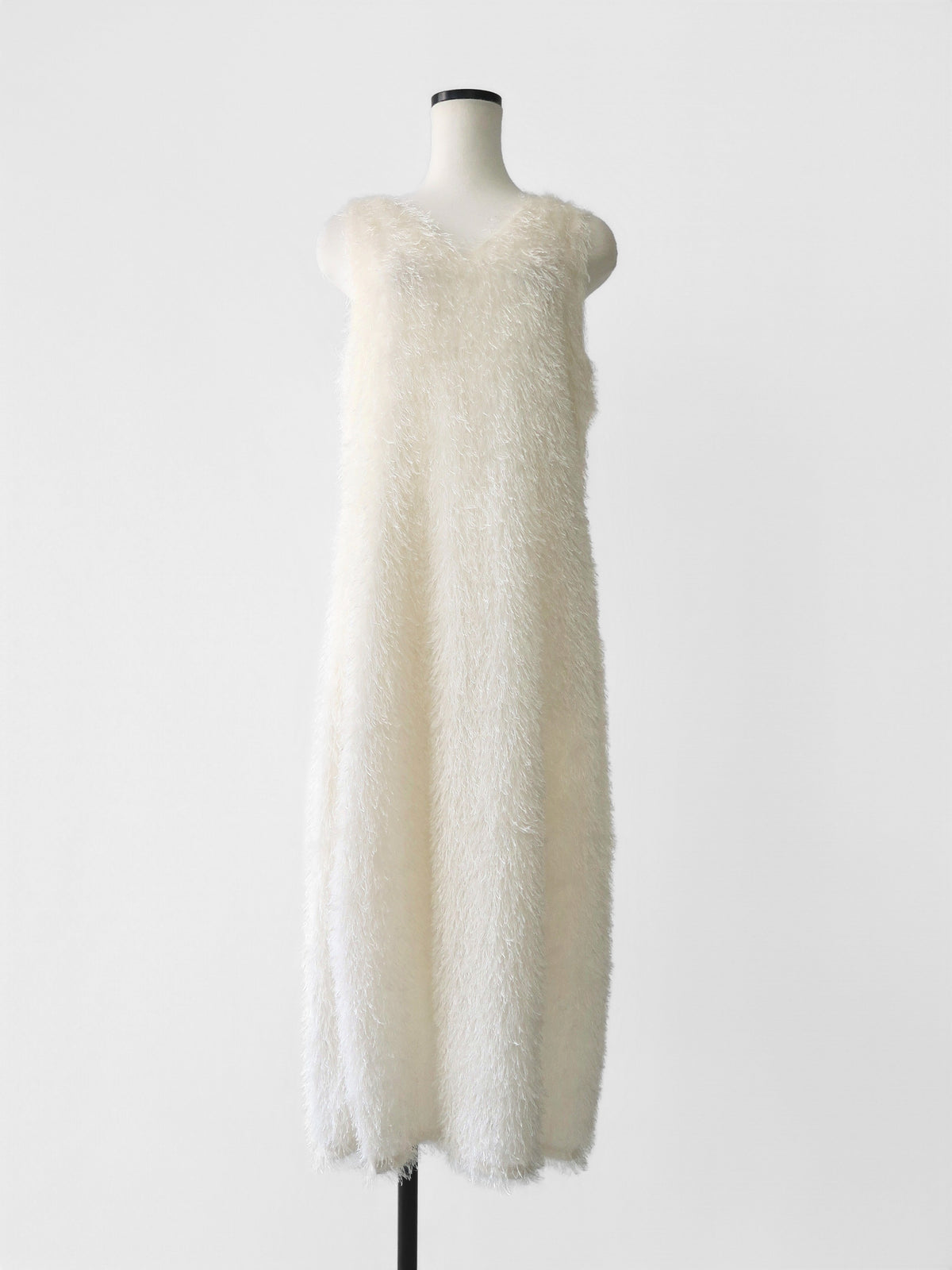 【AMOMMA】FEATHER SHAGGY DRESS