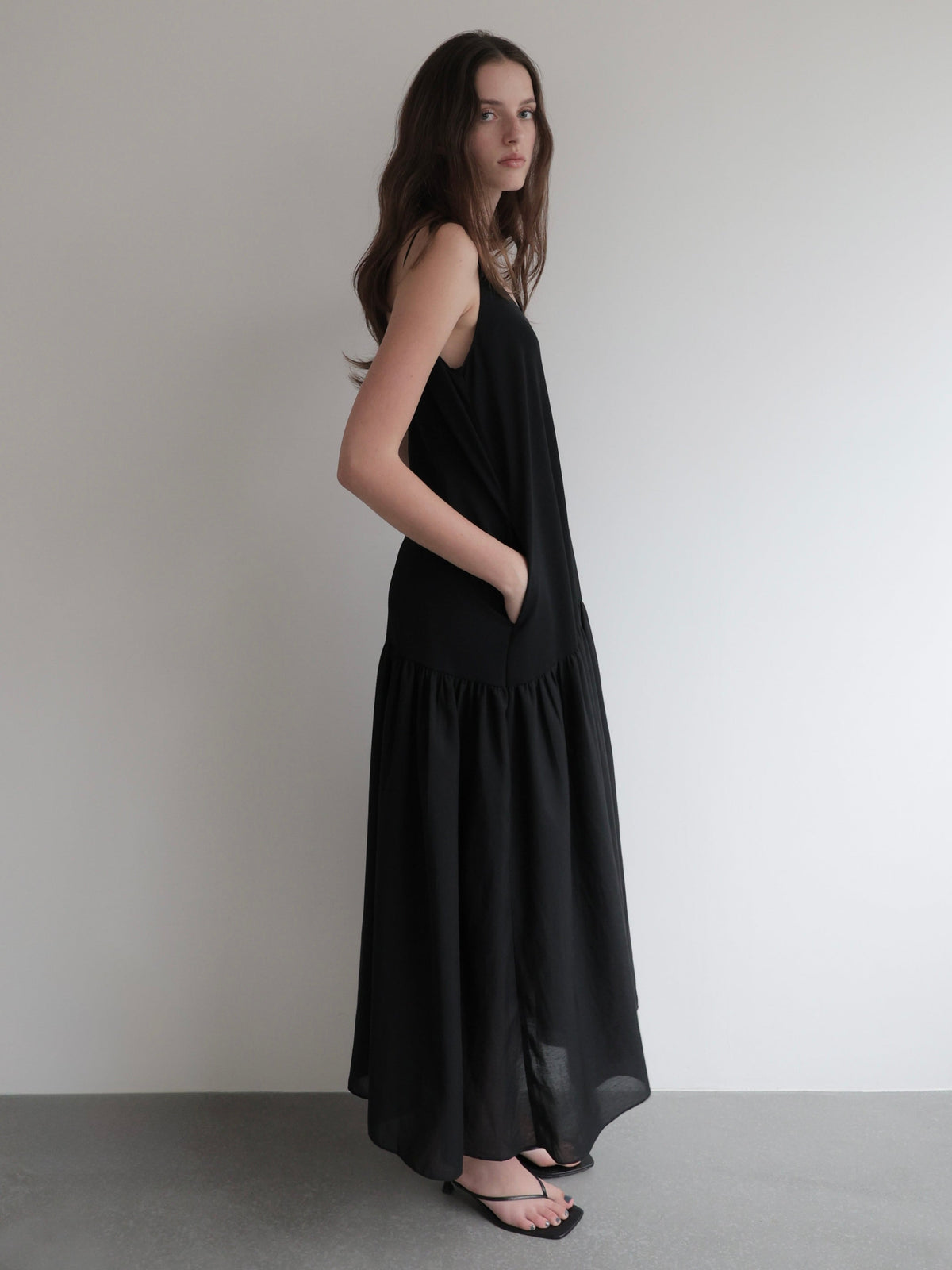 【NOWNS】Nadine | Tiered cami dress
