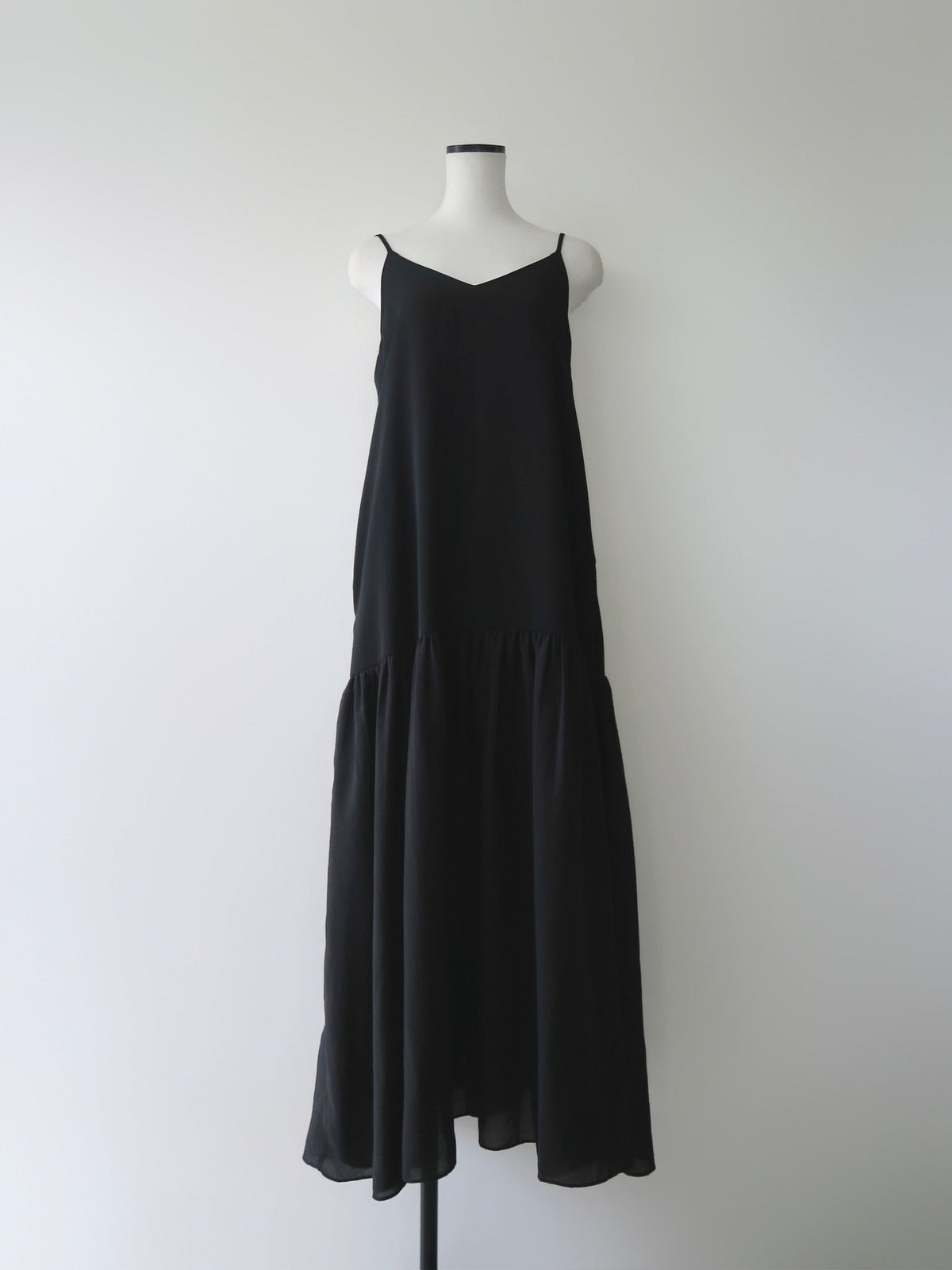 【NOWNS】Nadine | Tiered cami dress