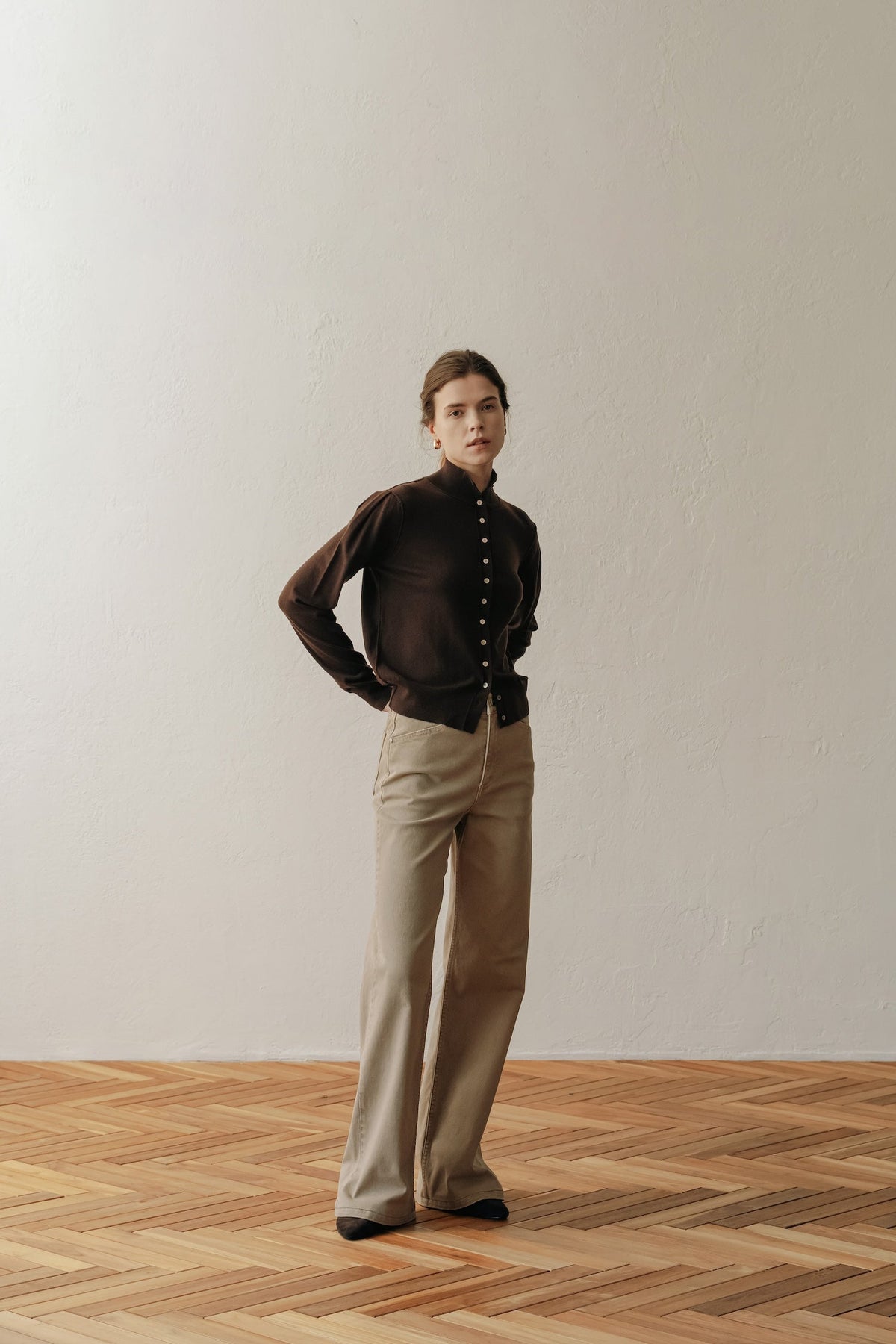 【ELBORN】Armelle High-neck Wool Cardigan