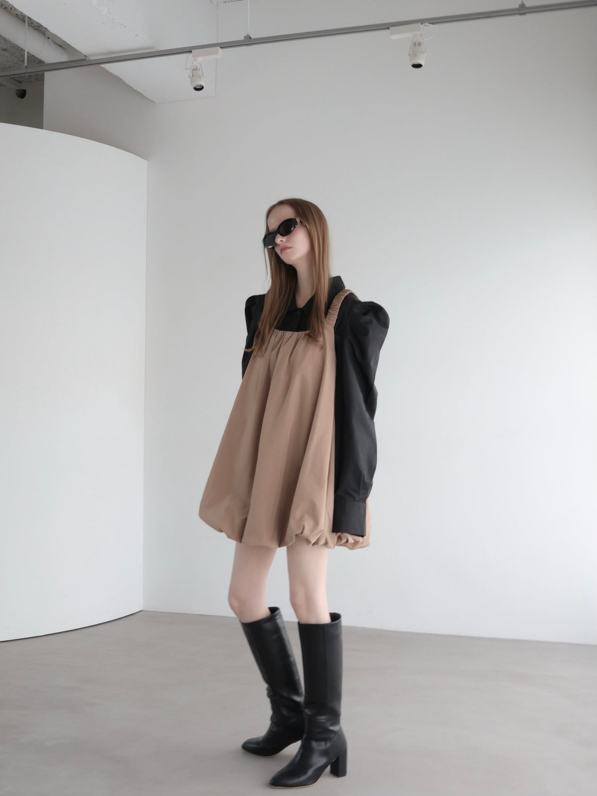 【AMOMMA】Long Sleeve Puff Blouse