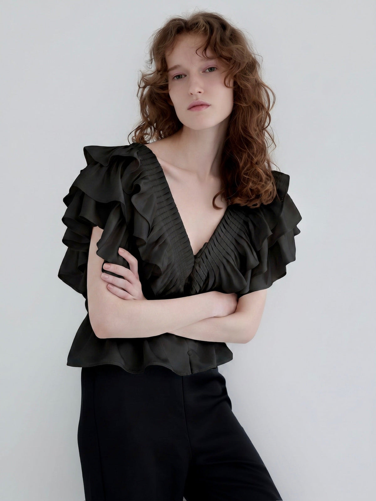 【AMOMMA】SATIN RAFFLE FRILL TOPS
