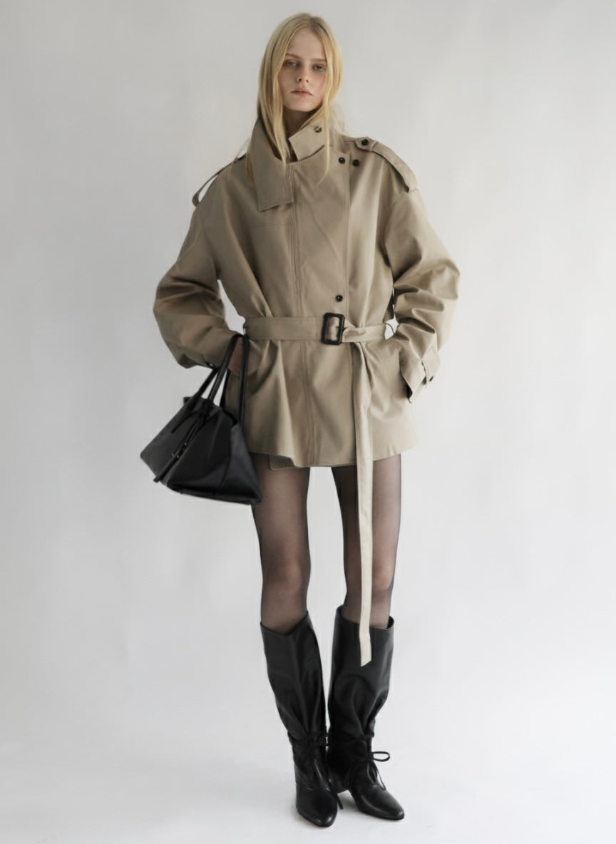 [AMOMMA] ISABELLA SHORT TRENCH COAT