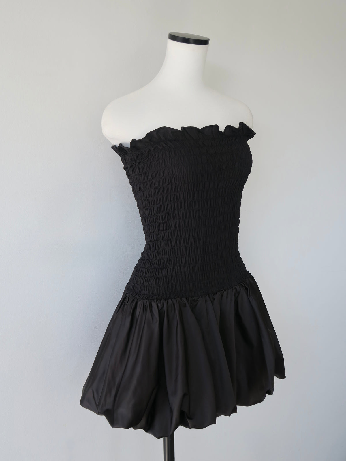 【SAMPLE SALE / célon】volume flare mini dress