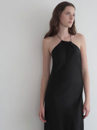 【célon】satin halter open back dress