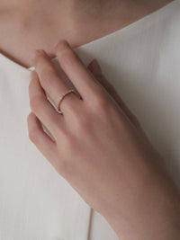 [ SAMPLE SALE ] slim sparkle ring