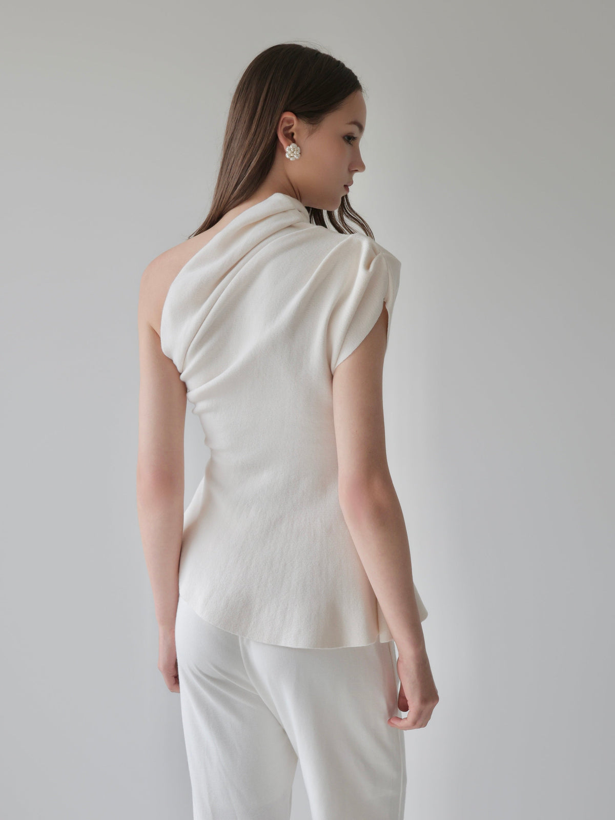 【AMOMMA】垂坠下摆针织衫