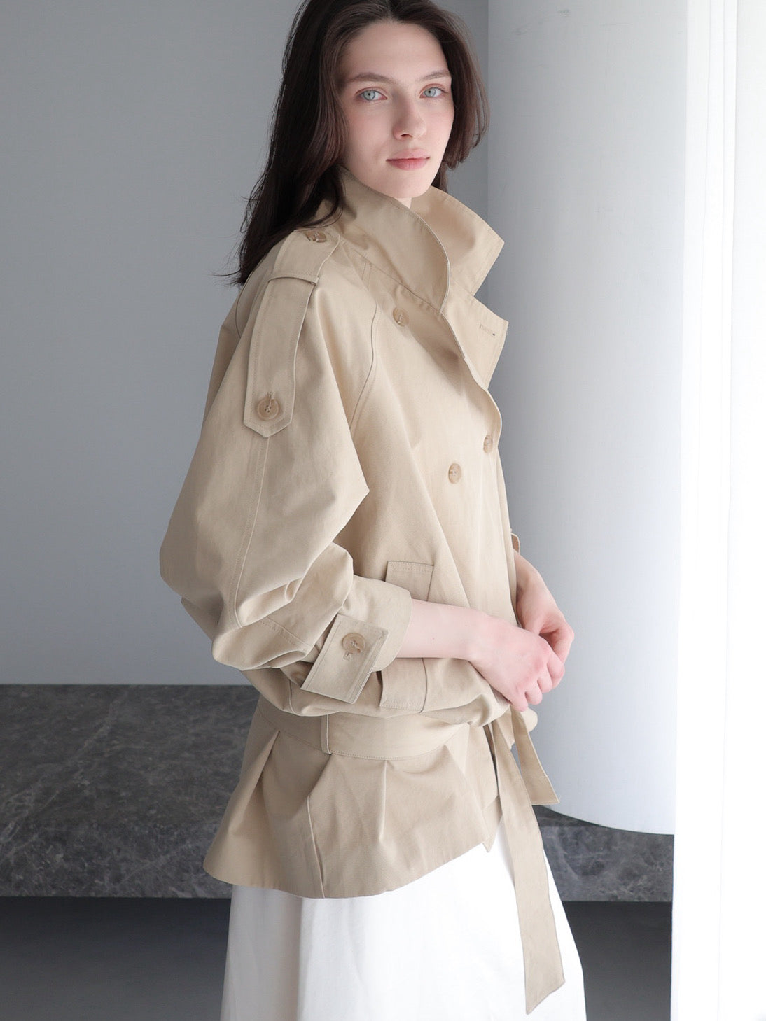 【SAMPLE SALE / célon】modern short trench coat