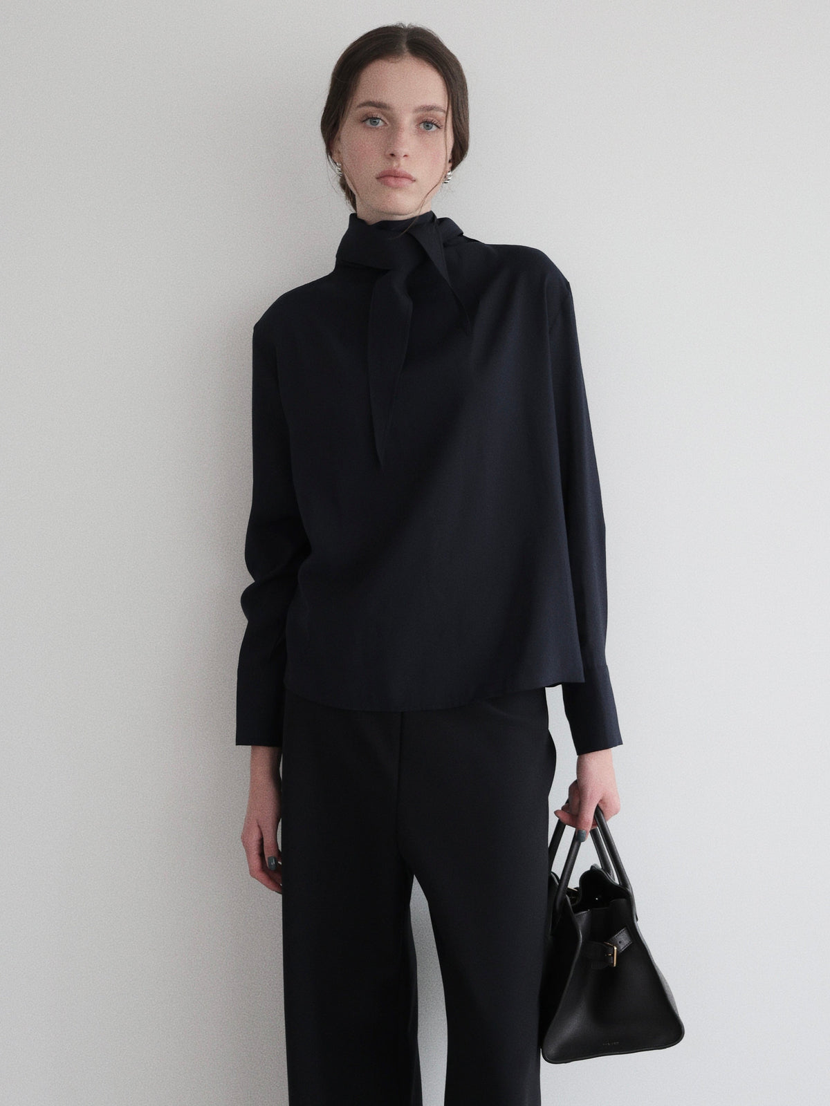 【NOWNS】Emma | Tie blouse