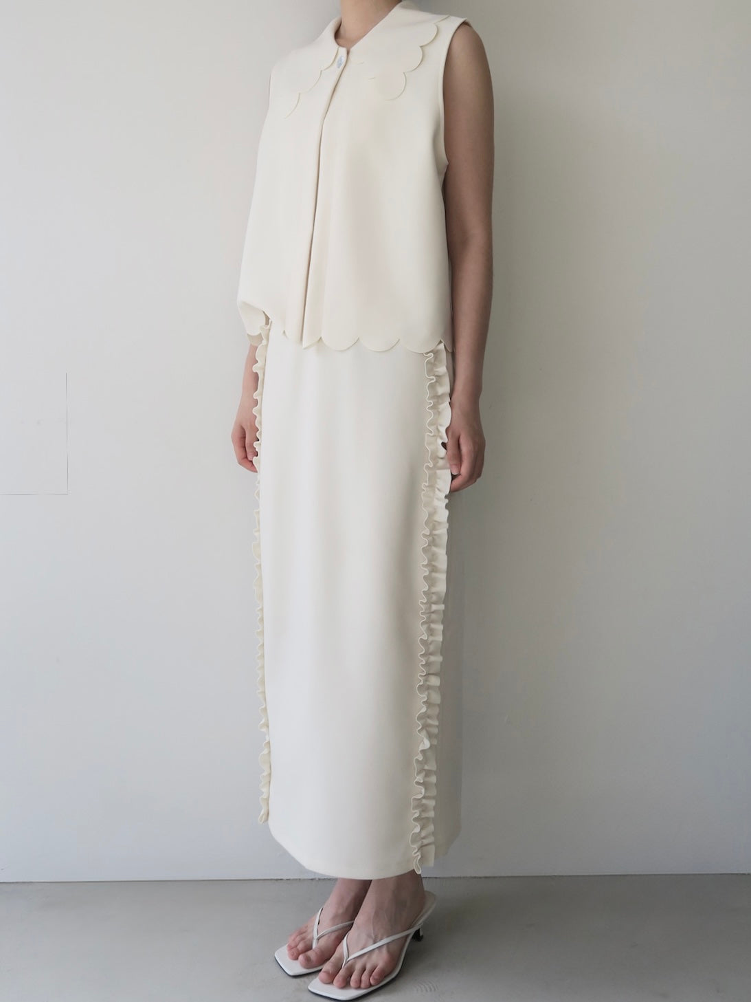 【SAMPLE SALE / swanë】 side frill slim long skirt