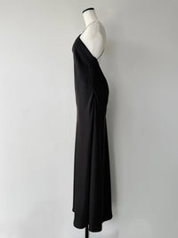 【célon】satin halter open back dress