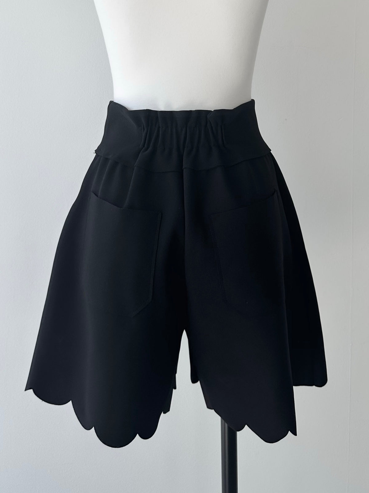 【SAMPLE SALE / swanë】cloud flare mini pants