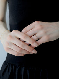 [ SAMPLE SALE ] slim sparkle ring