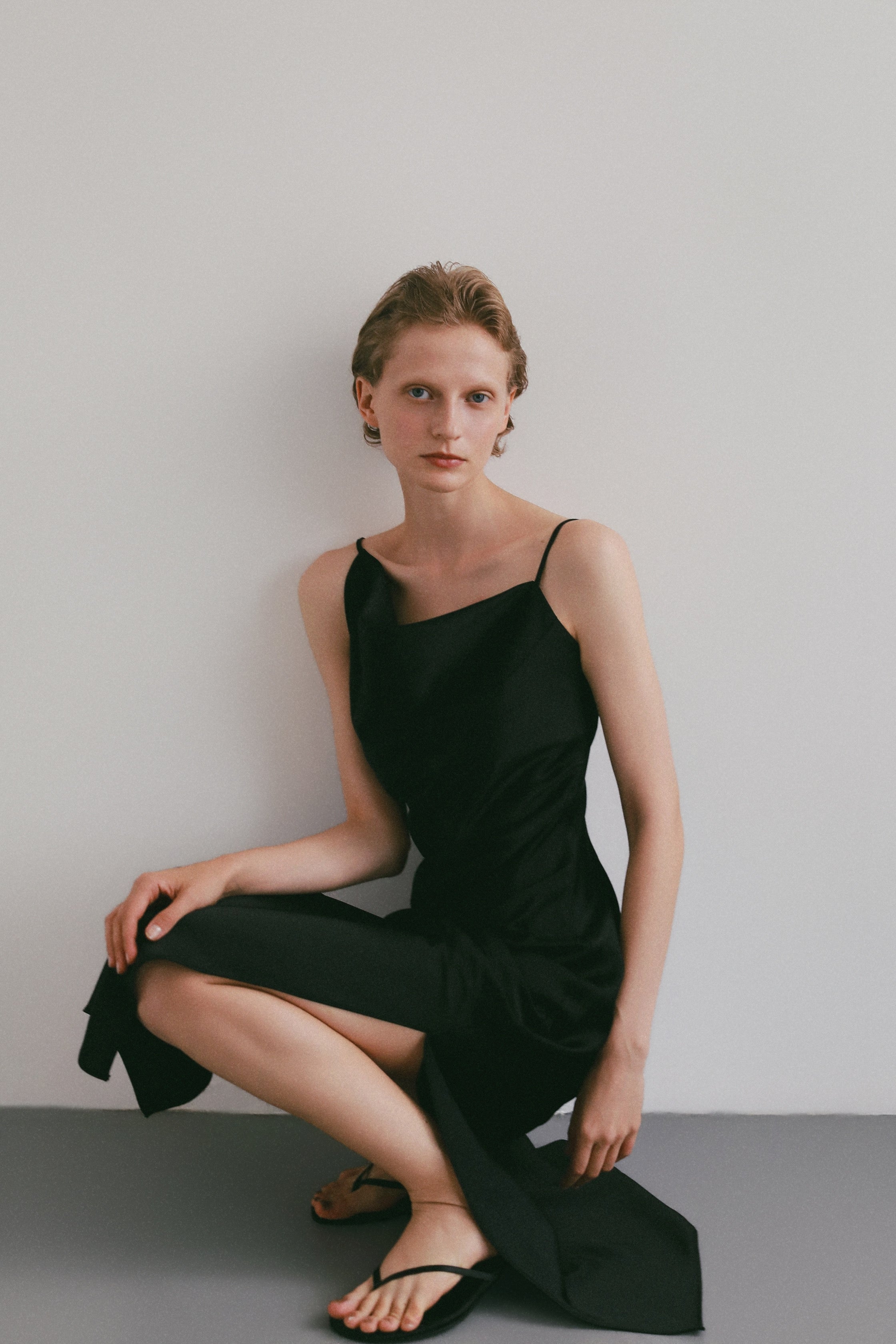maison celon shirringdrapedress ブラック célon】satin asymmetry drape cami dress – THETOVE