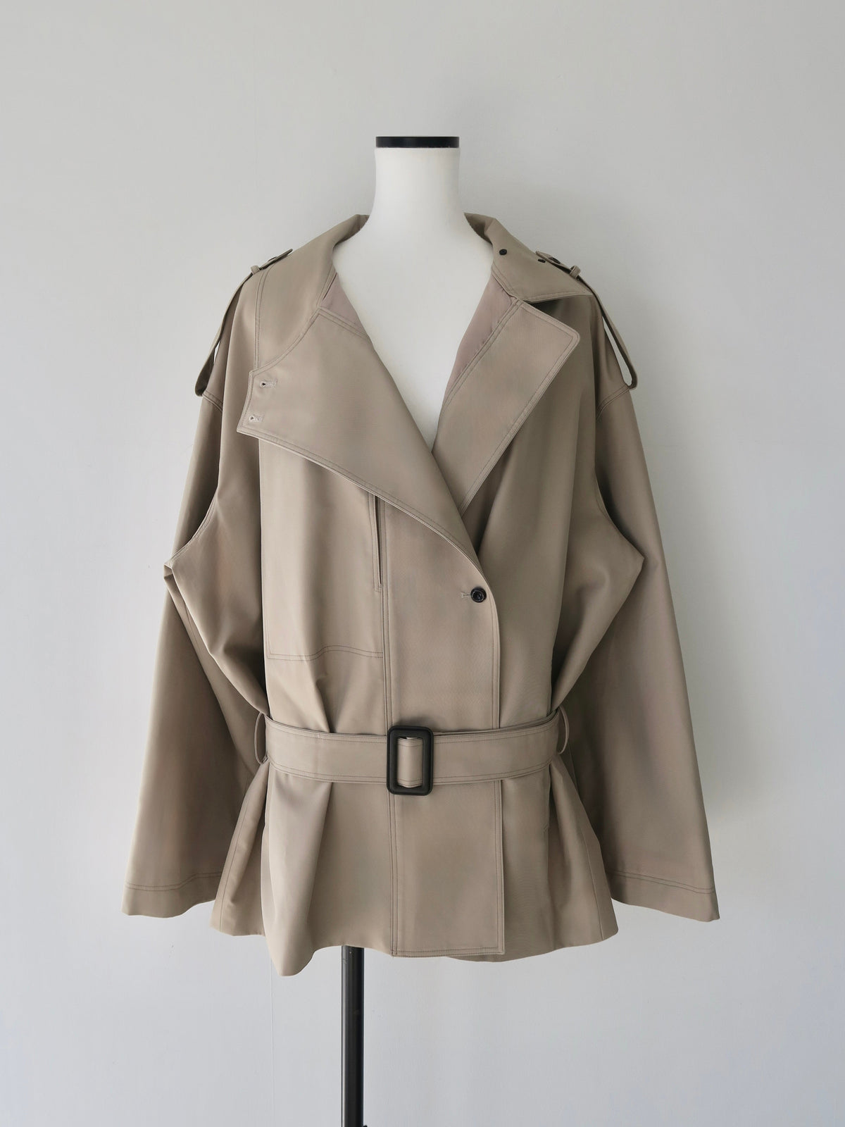 [AMOMMA] ISABELLA SHORT TRENCH COAT