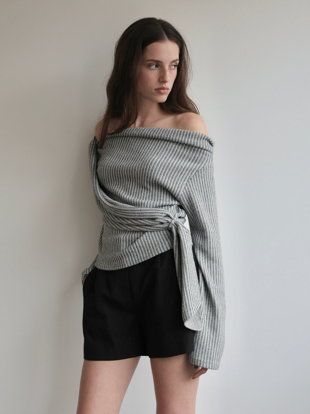 【SAMPLE SALE / miies miim】off shoulder drape tops