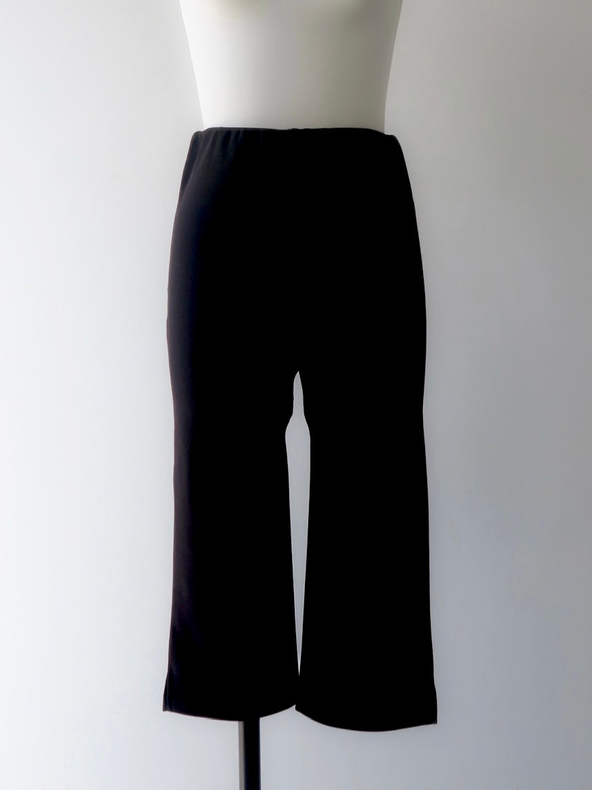 【NOWNS】Ivre | Slit capri pants