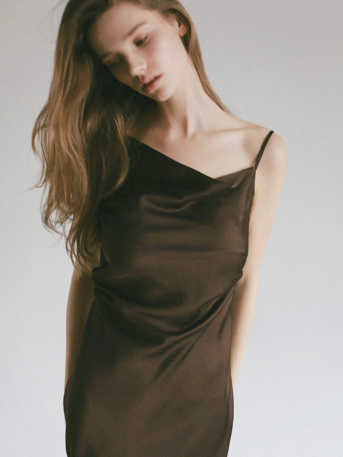 【célon】asymmetry drape cami dress