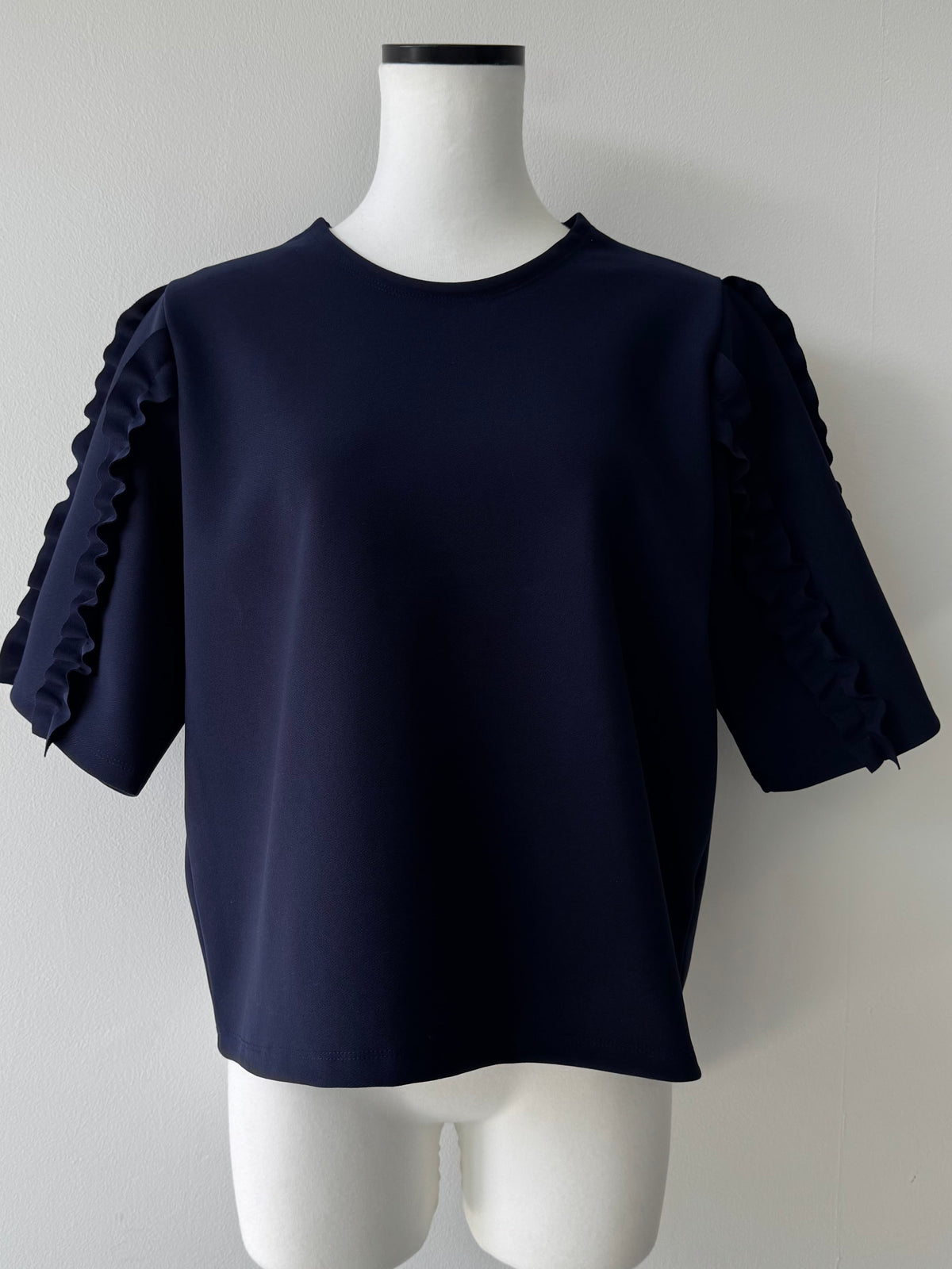 【SAMPLE SALE / swanë】 frill sleeves pullover