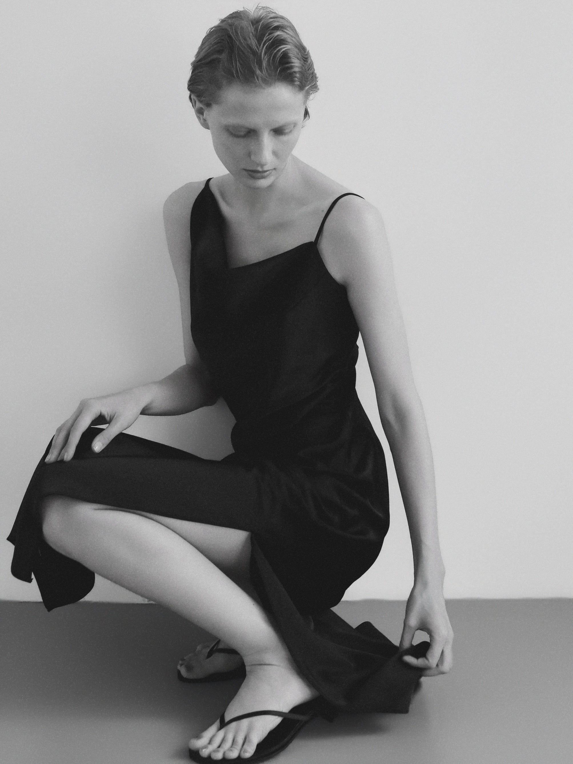 ワンピース maison celon asymmetry drape cami dress célon】satin asymmetry drape cami dress – THETOVE