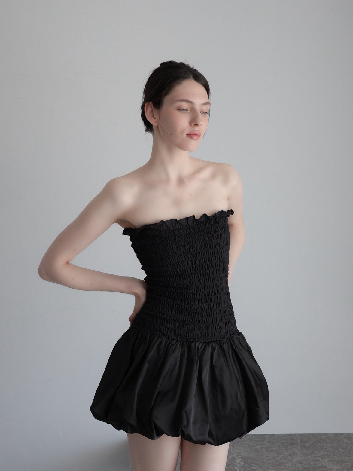 【SAMPLE SALE / célon】volume flare mini dress
