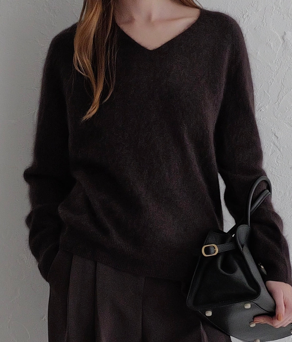 【célon】sheep v neck knit