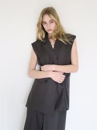 [ SAMPLE SALE ] long tailored gilet