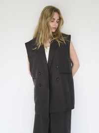 [ SAMPLE SALE ] long tailored gilet