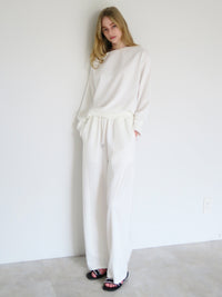 【SAMPLE SALE / swanë】off shoulder loose sweat