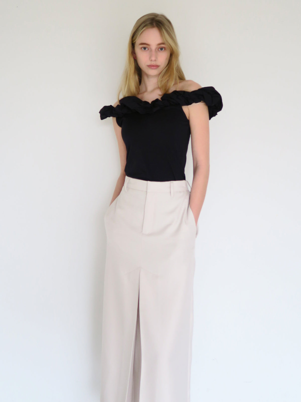 [ SAMPLE SALE ] front tuck wide skirt