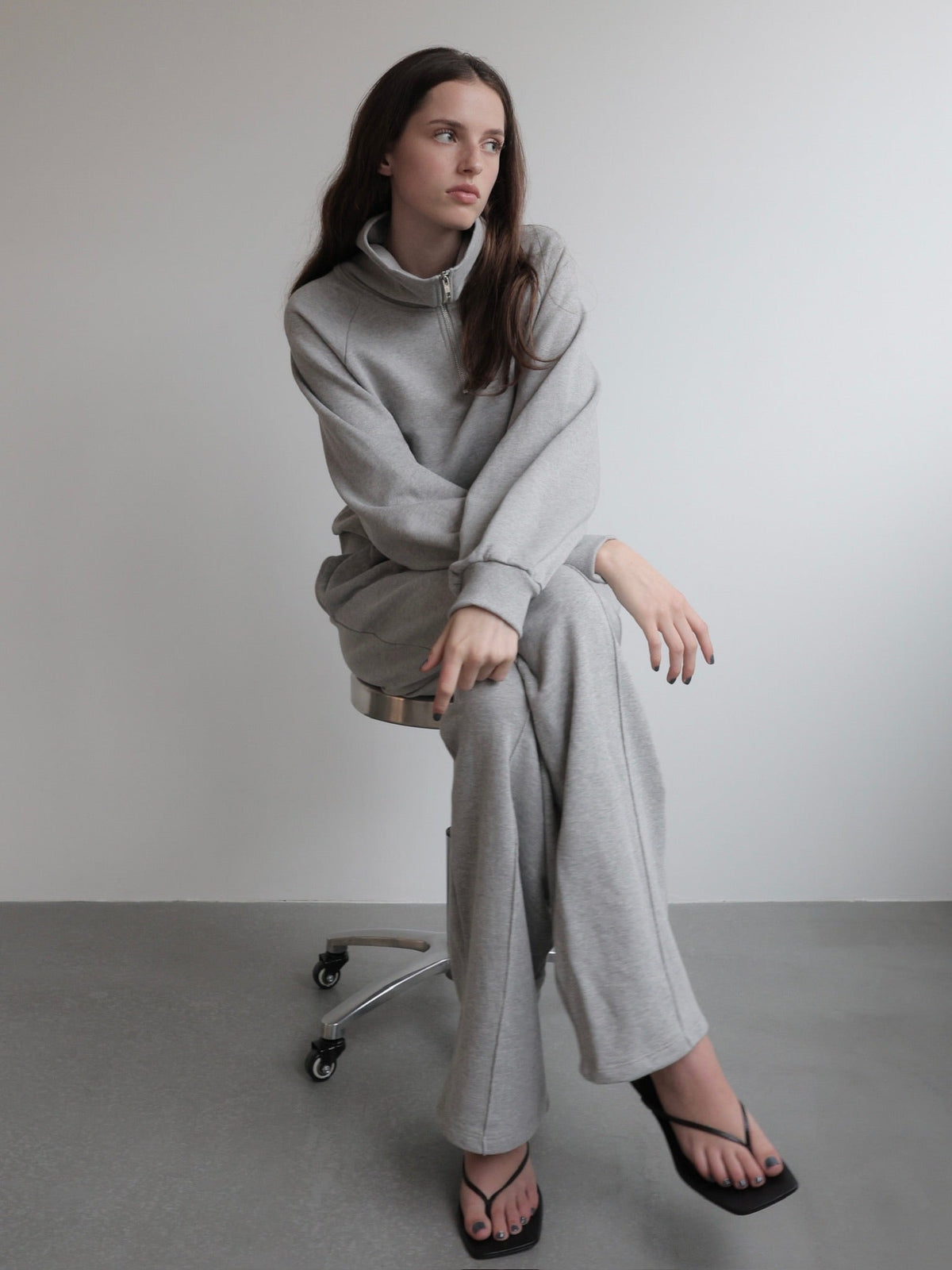 【NOWNS】Louis | Sweat zip tops