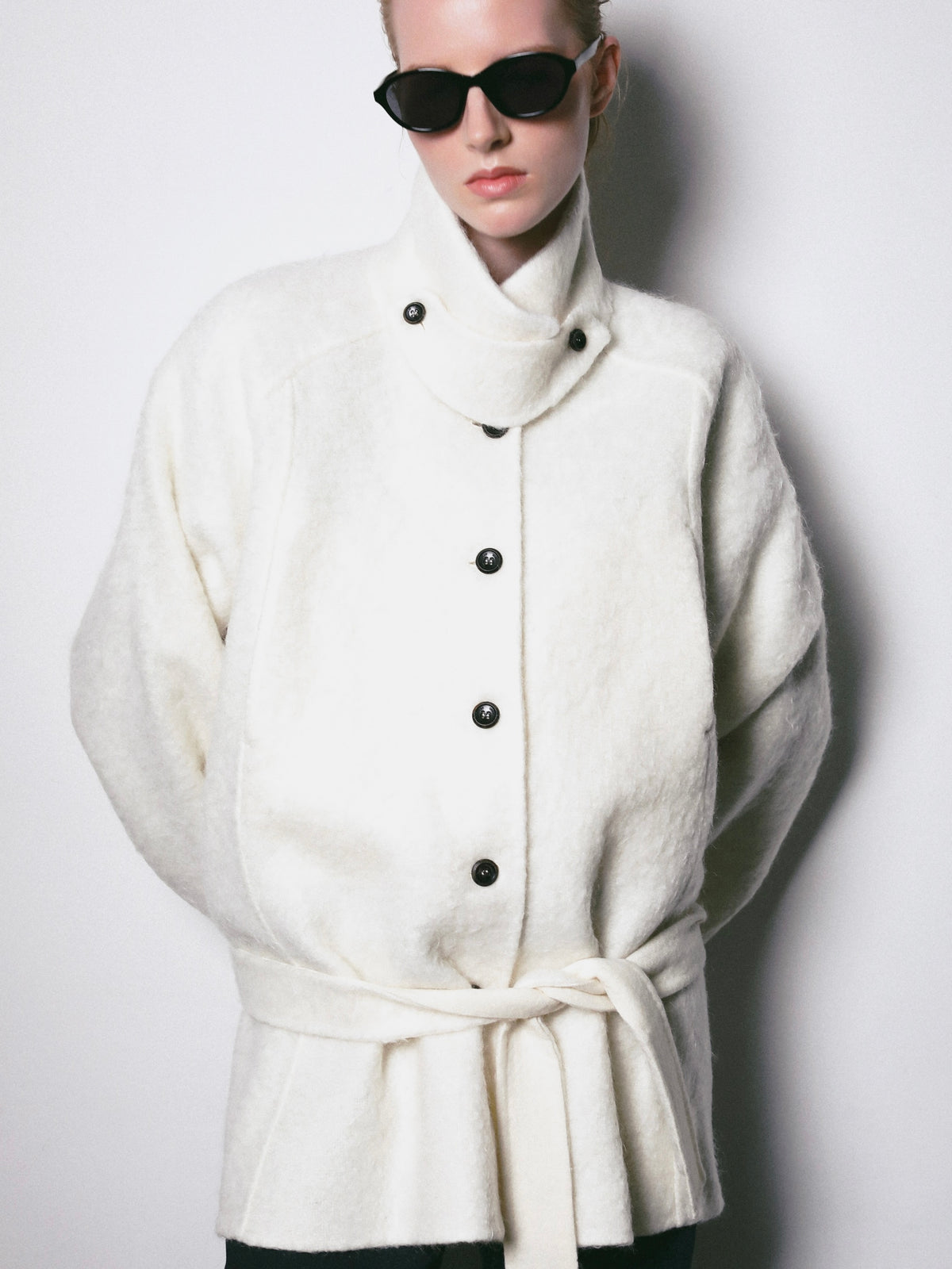 【AMOMMA】Wool Stand Collar Belted Coat