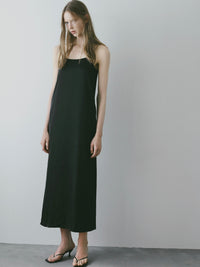 【NOWNS】Lulà | Satin slip dress