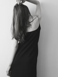 【NOWNS】Lulà | Satin slip dress