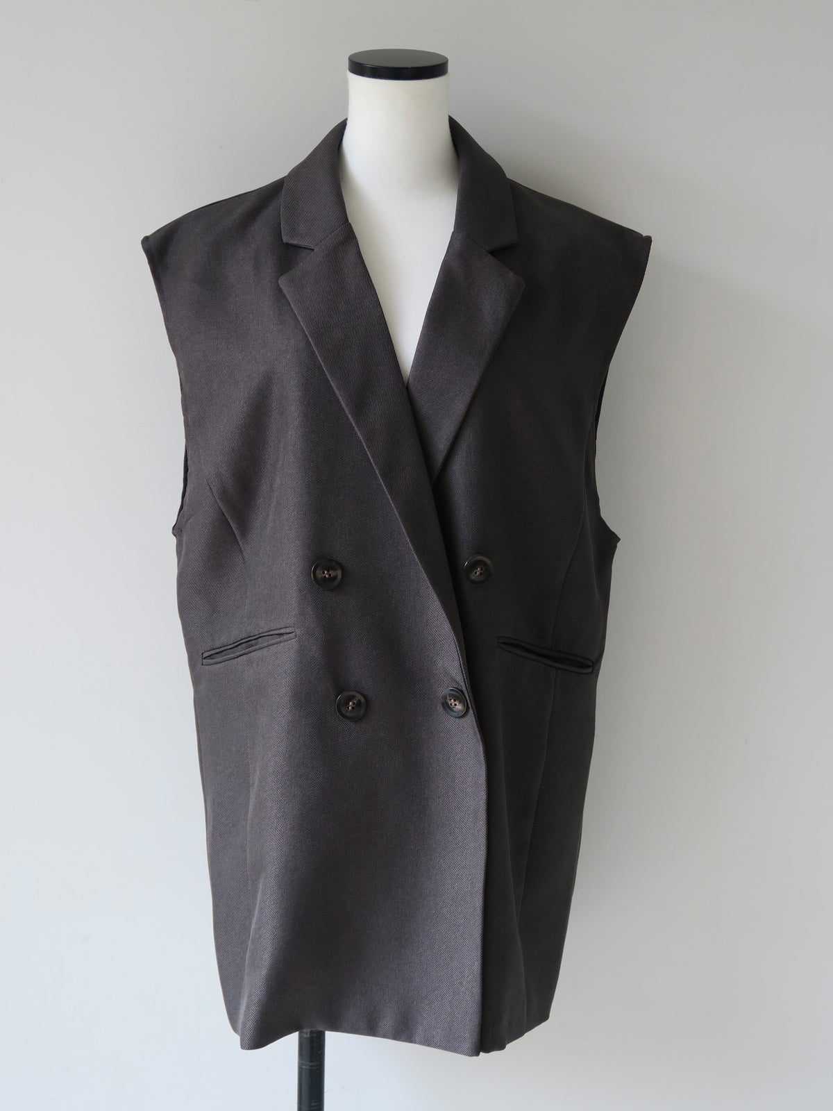 [ SAMPLE SALE ] long tailored gilet