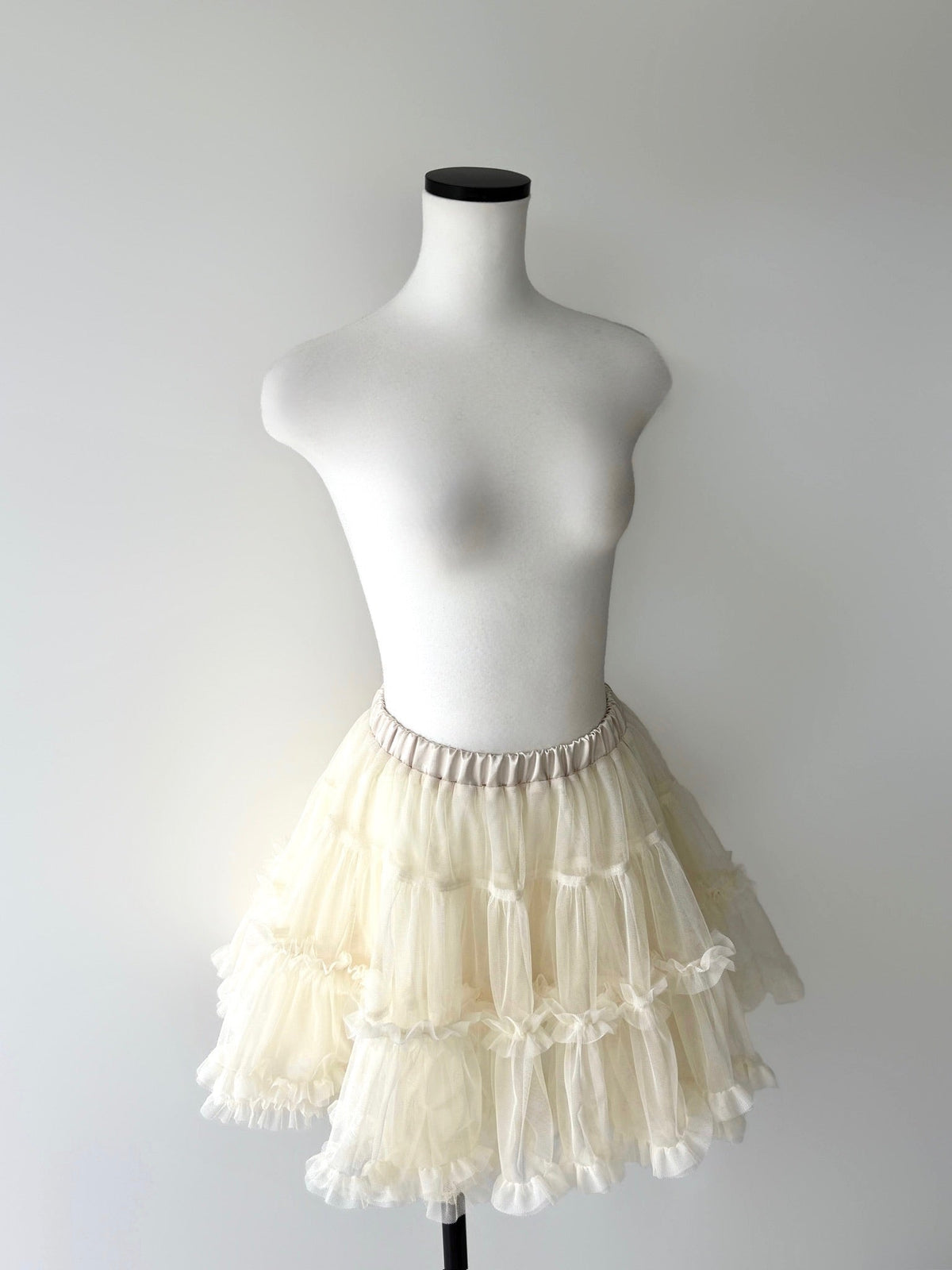 【AMOMMA】AUDREY TIERED TULLE SKIRT