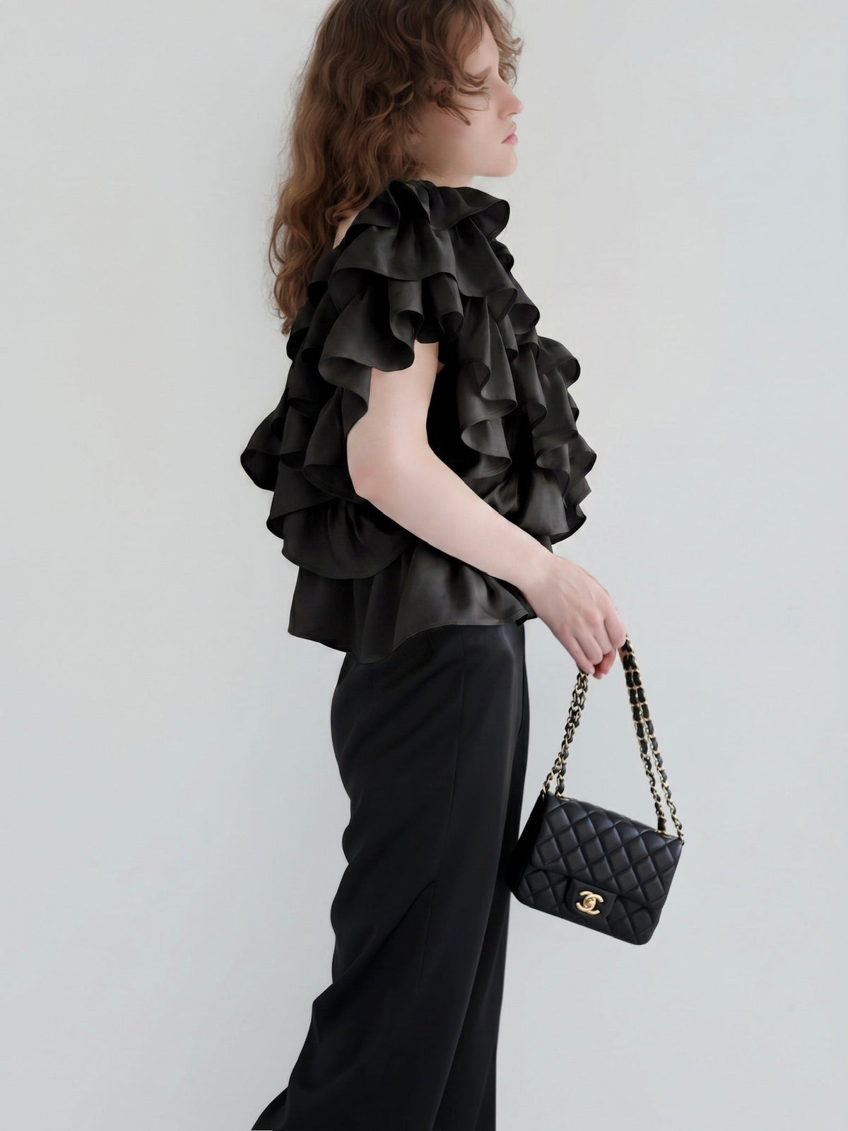 【AMOMMA】SATIN RAFFLE FRILL TOPS
