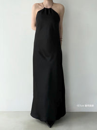 【célon】satin halter open back dress
