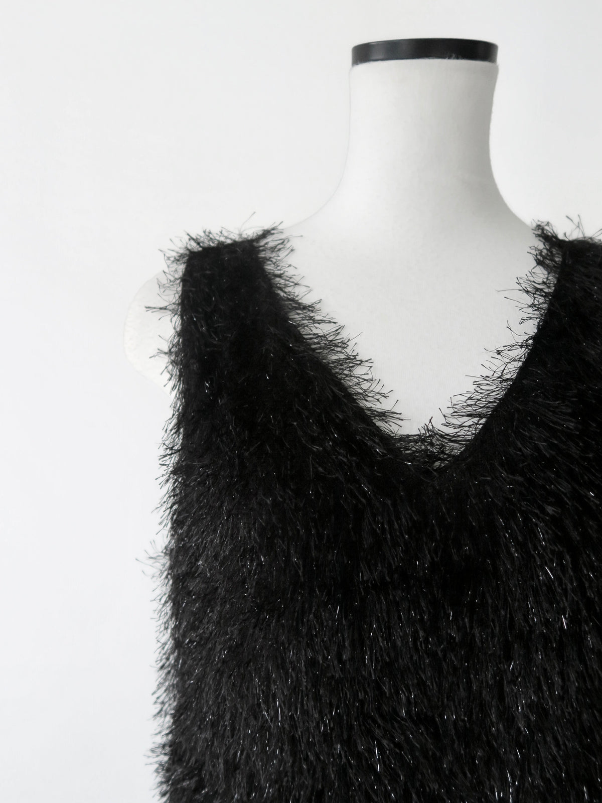 【AMOMMA】FEATHER SHAGGY DRESS