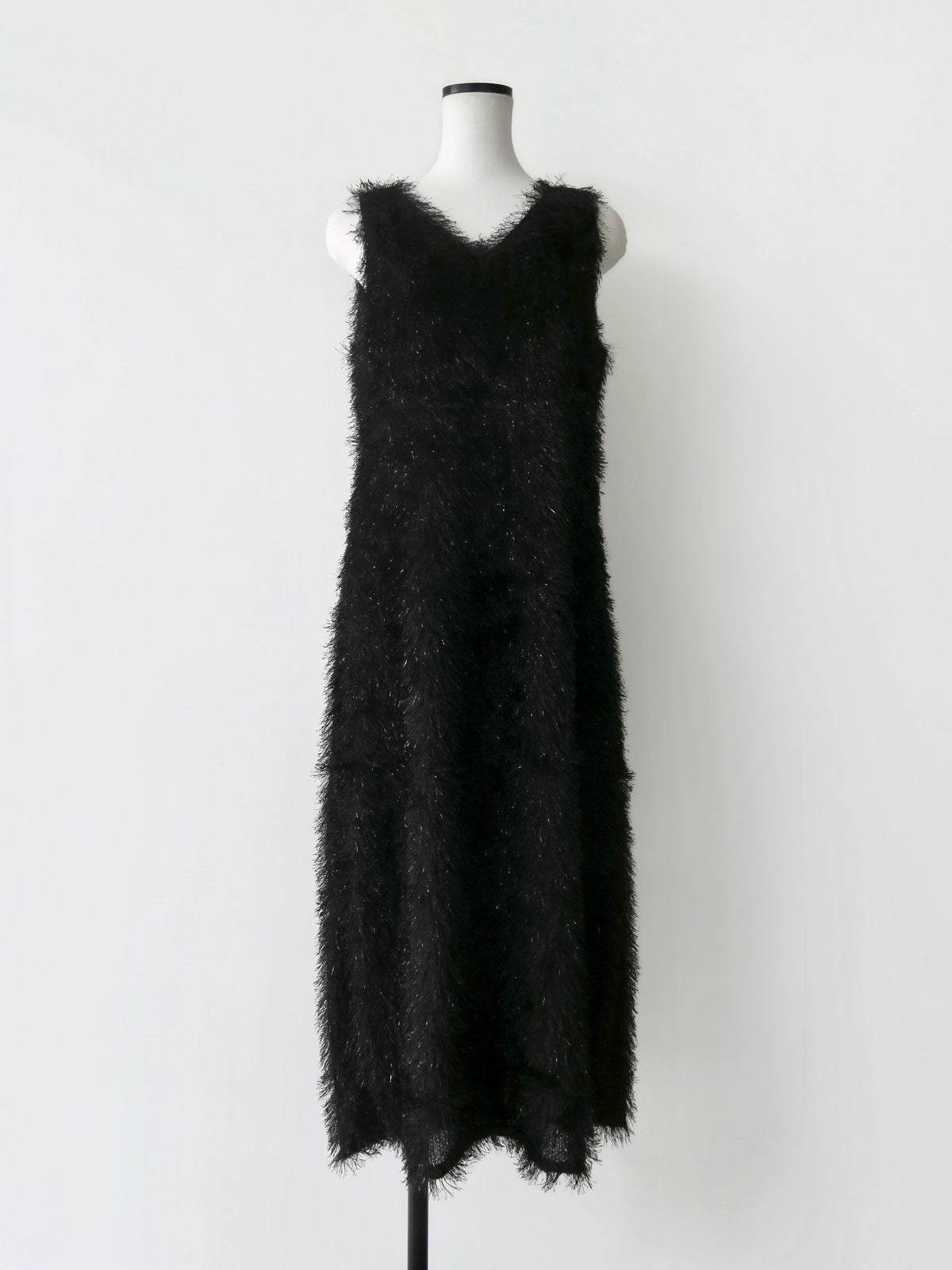 【AMOMMA】FEATHER SHAGGY DRESS