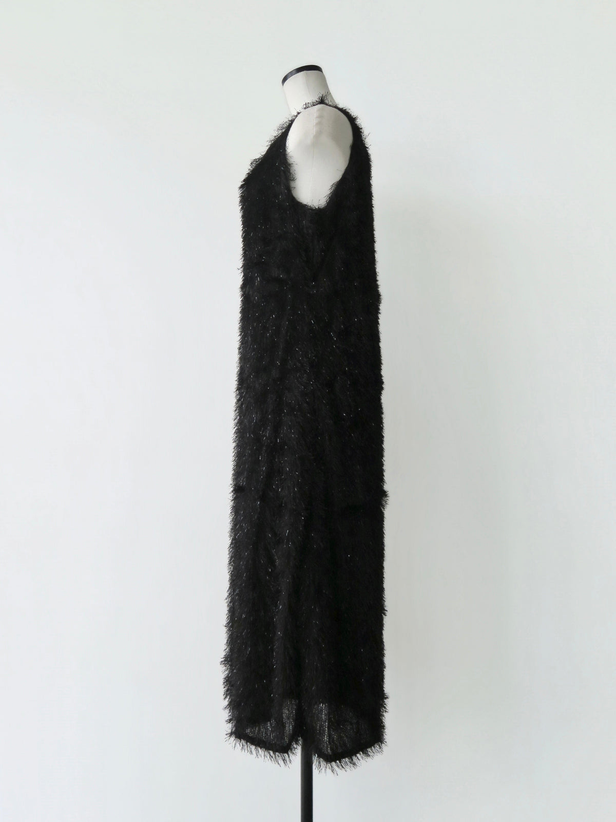 【AMOMMA】FEATHER SHAGGY DRESS