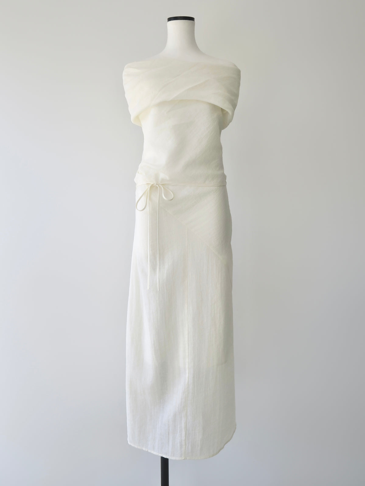tencel drape off-shoulder dress