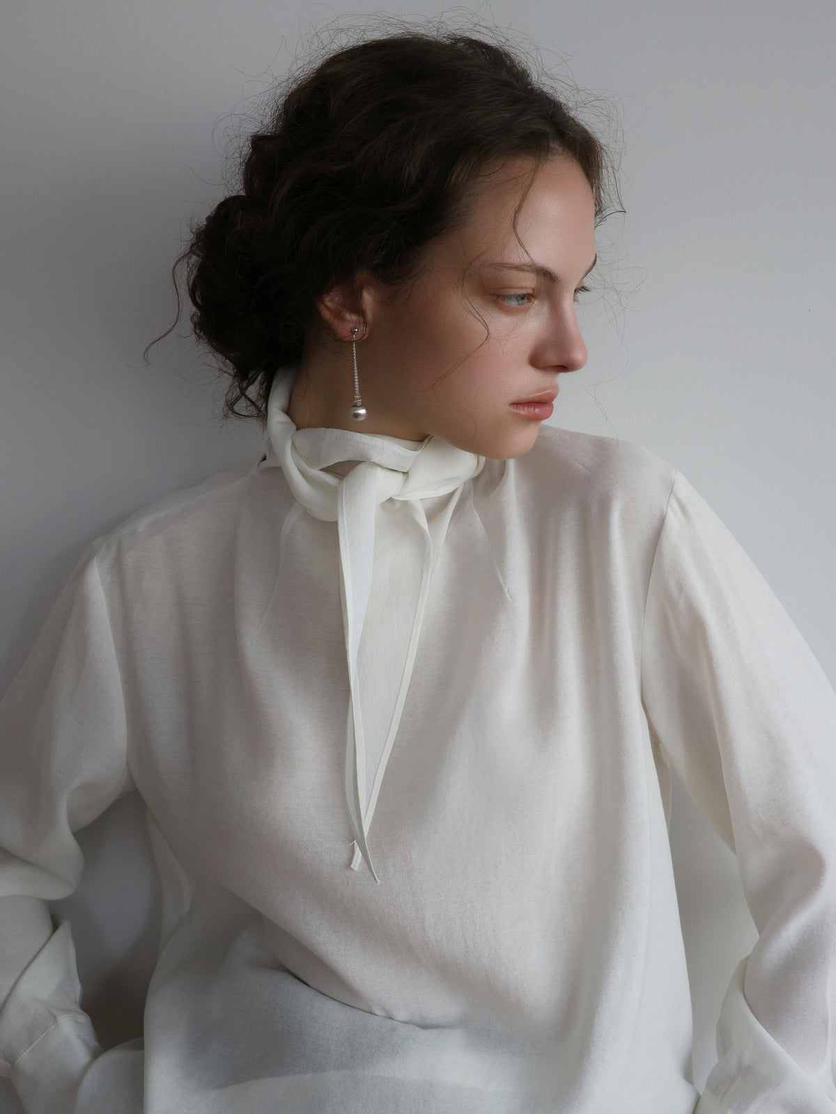【NOWNS】Emma | Tie blouse