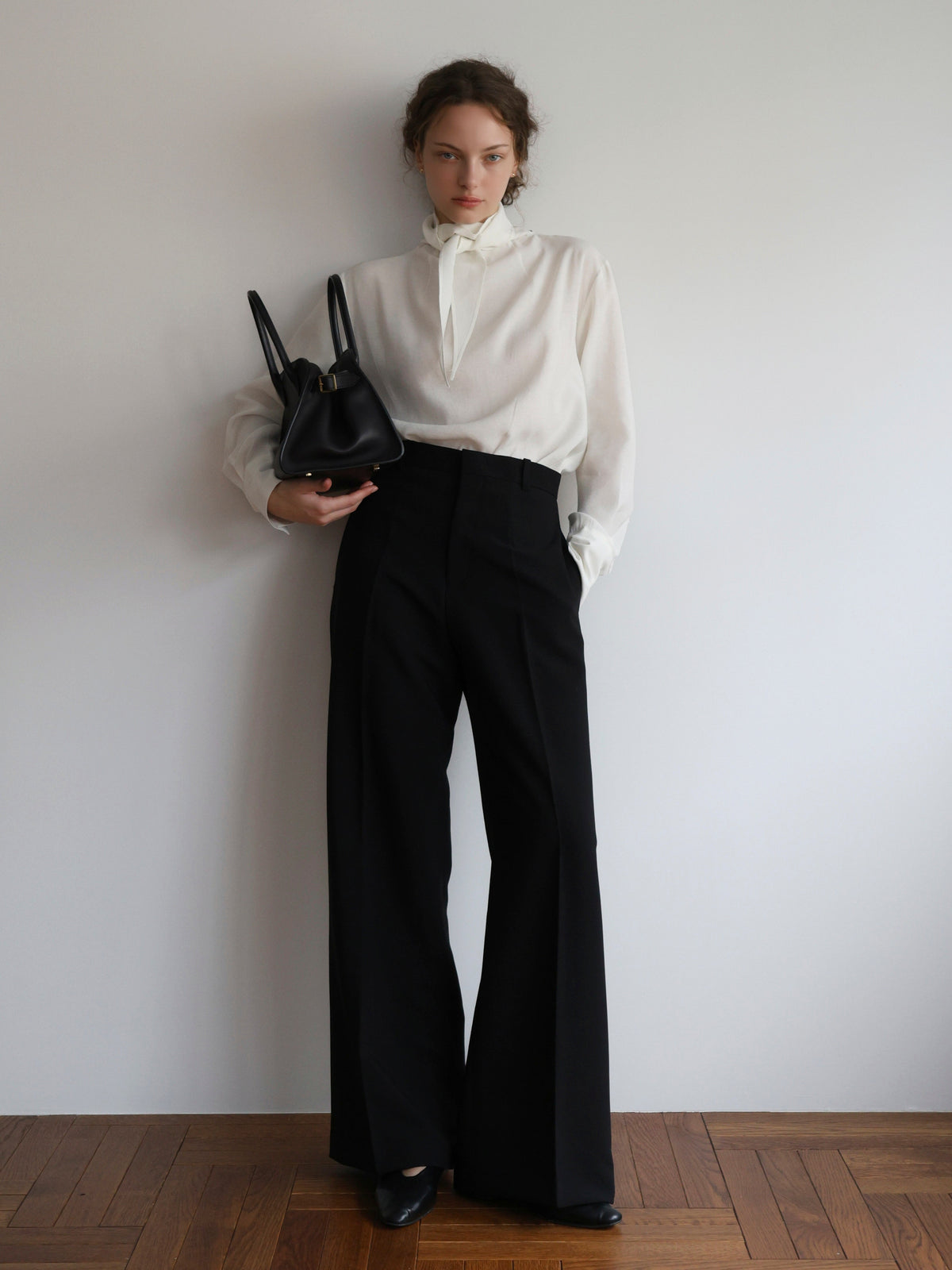 【NOWNS】Emma | Tie blouse