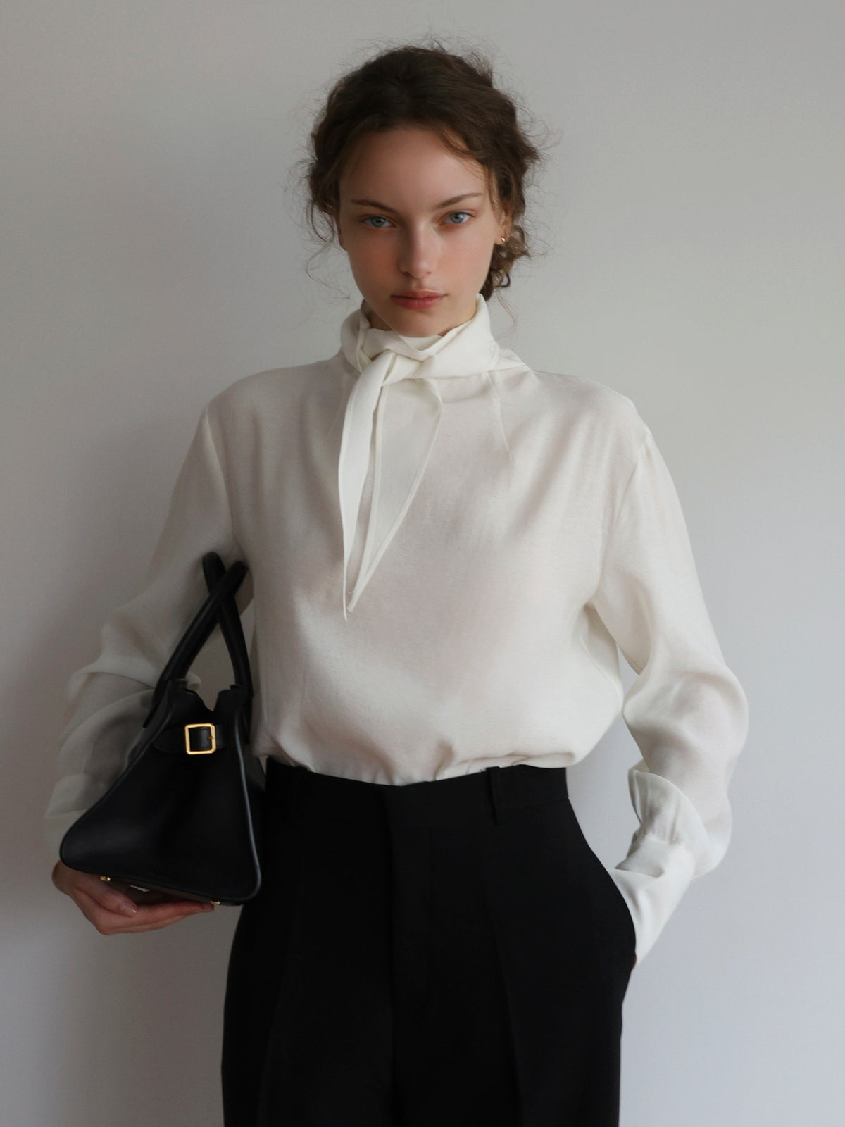 【NOWNS】Emma | Tie blouse